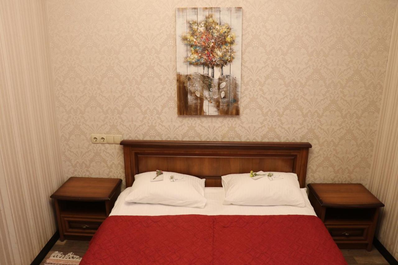 Bogdanov Yar Hotel Kiev Exterior foto