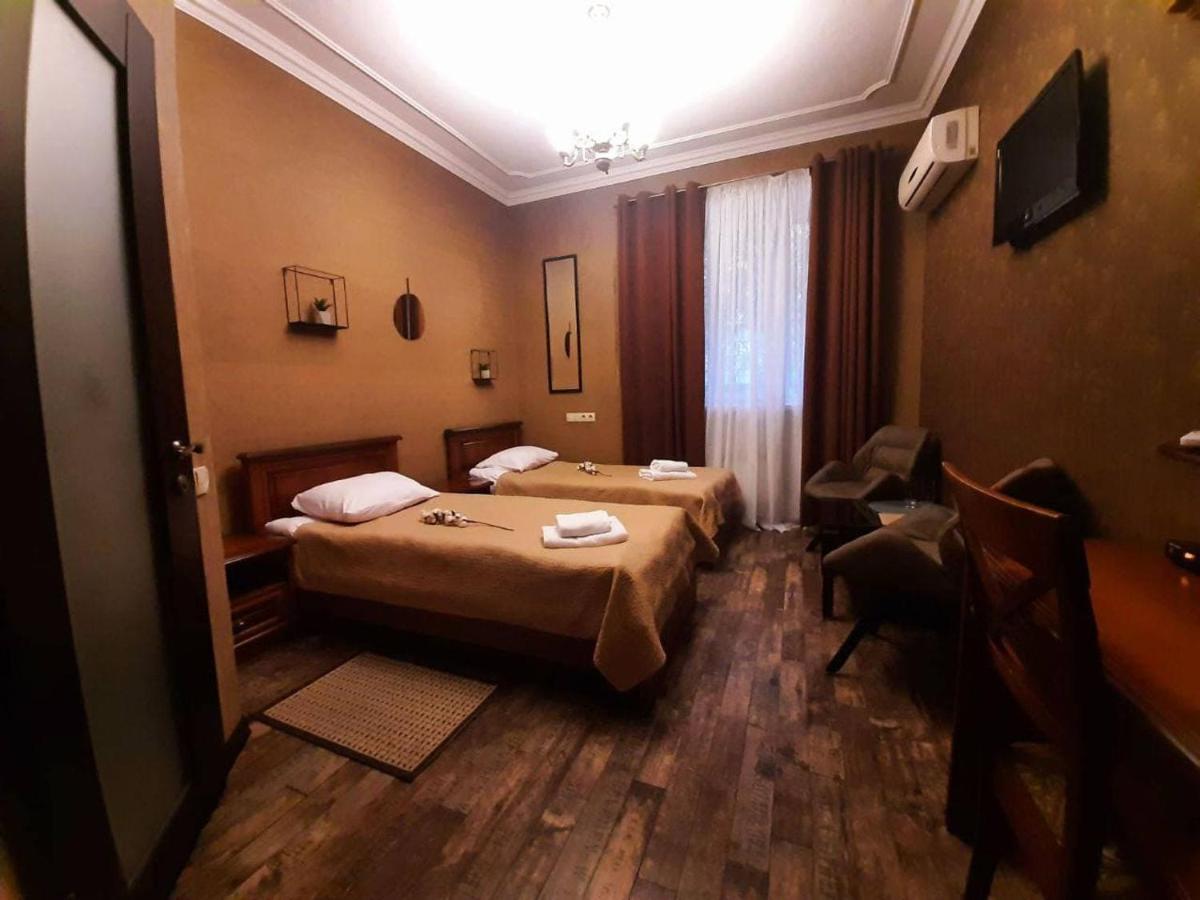 Bogdanov Yar Hotel Kiev Exterior foto